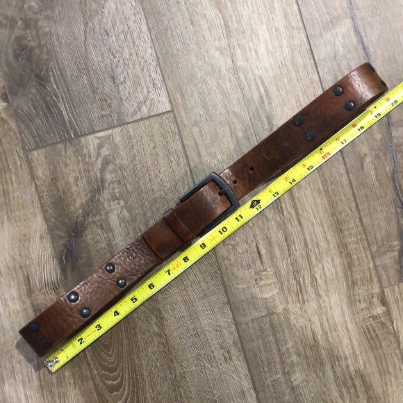 TRAILER Full Grain Studded Textured Leather Belt - Picture 9 of 10